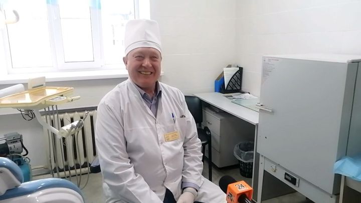 Врач-стоматолог Асфир Мухаметшин в Энтуганах Буинского района обслуживает население восьми деревень (фото, видео)