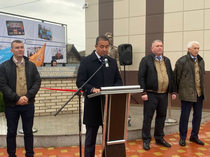 Торжественное открытие сквера «Стройотрядовцы» в Буинском ветеринарном техникуме
