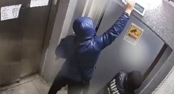 Казанда Горький шоссесындагы лифтларны җимергән үсмерләрнең шәхесләре ачыкланды