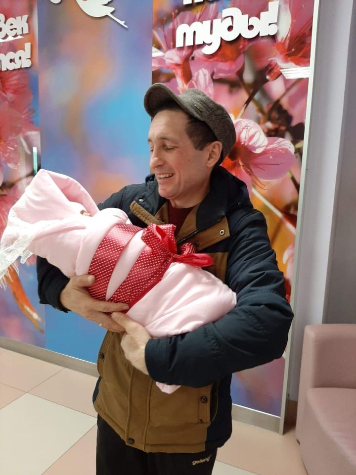 Жених и невеста, выросшие на одной улице