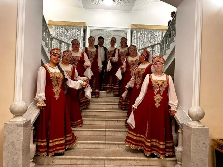 Буа районында  алты рус фольклор ансамбле эшләп килә
