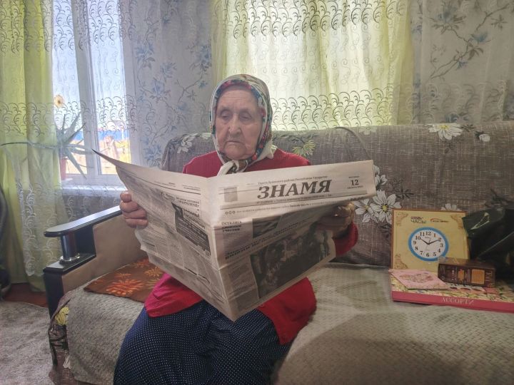 Буа районында яшәүче Люба Шмураткина ярты гасырдан күбрәк «районка» алдыра