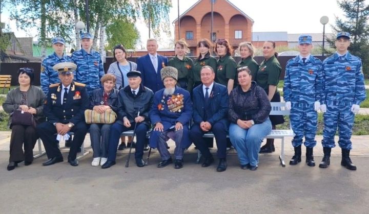 Каждый год подготовка к параду Победы начинается у стен Буинского военкомата (+фото).