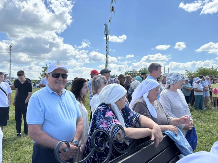 Бүген Буа районы Камброд авылында Авыл көне узды