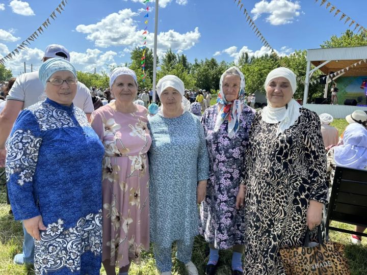 Бүген Буа районы Камброд авылында Авыл көне узды