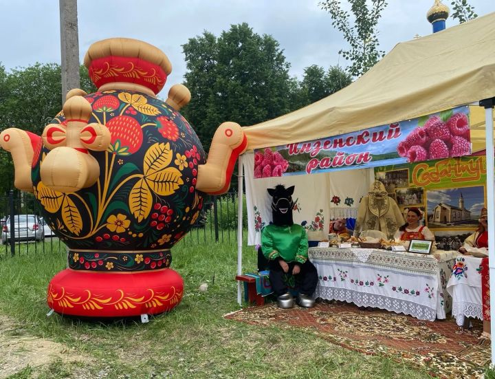 Буа районында укучылары укытучы-остаз Раис Нәфыйков истәлегенә матч оештырдылар