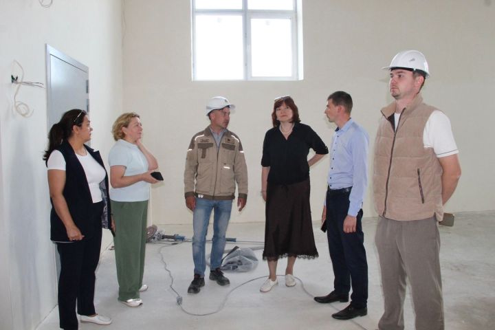 Сегодня с рабочей поездкой Буинский муниципальный район посетила Елена  Коротец