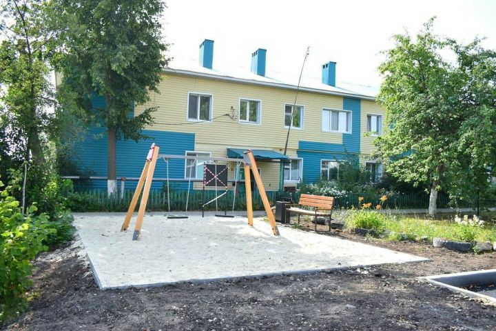 Буаны тагын да яшелләндерү кирәк. Район башлыгы Ранис Камәртдинов агач утыртуга системалы рәвештә керешергә чакырды