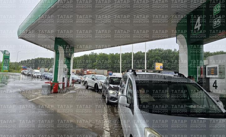 Буинцы с инвалидностью могут заправляться на АЗС без очереди