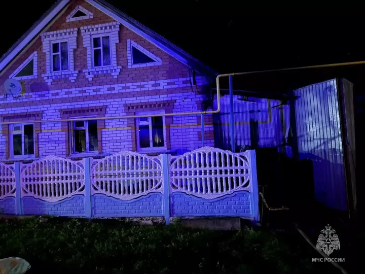 МЧС: ‎На пожаре в Буинском районе погибли два человека, ещё трое пострадали